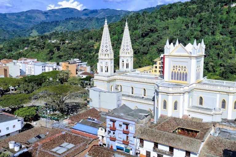 MEDELLIN : VISITE DES JARDINS + ANDES (VUE PANORAMIQUE) + ÉLEVAGE DE TRUITES