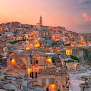 Matera: Geführte Tour durchs Stadtzentrum mit Höhlenkirchen & Häusern