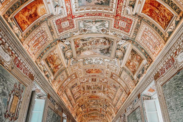 Rome: Vatican Museums & Sistine Chapel Evening Guided Tour