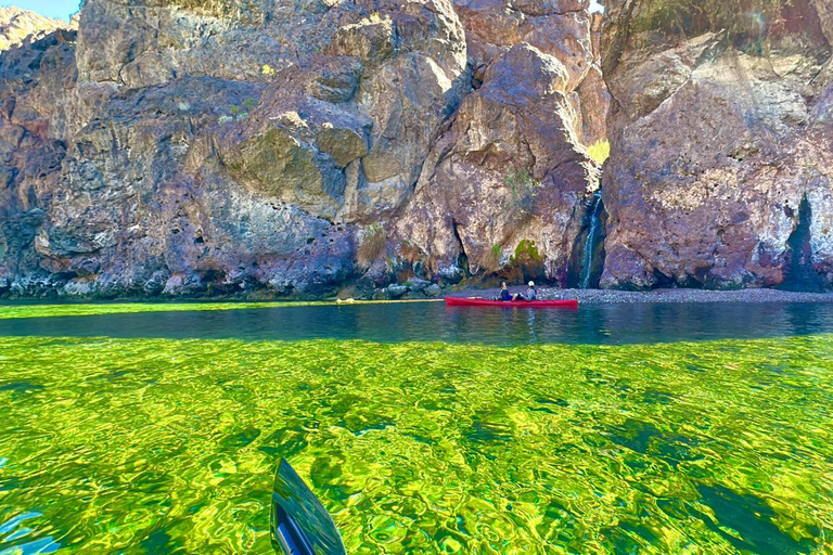 Kingman: Emerald Cave Guided Kayaking Tour