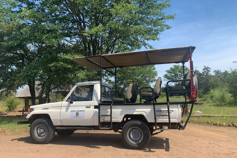 Victoria falls:,Gamedrives todoterreno-landcruiser