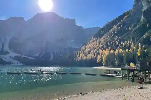 Pragser Wildsee: yoga and short hike in the Grünwaldtal valley