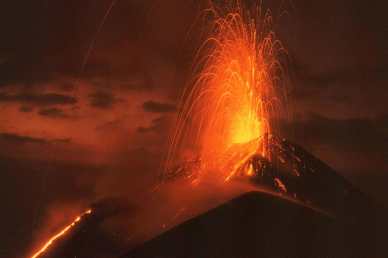 Puerto Quetzal: Private Tour Pacaya Volcano 4x4 and Pizza