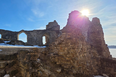 From Riga:Medieval Castles&Legends Tour: Lielvārde & Koknese
