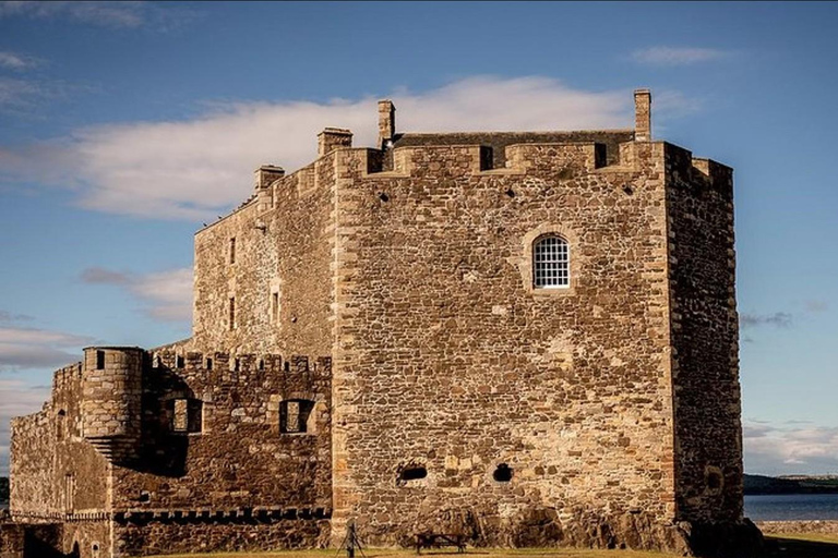 From Edinburgh: Outlander Film Locations Day Trip with Entry