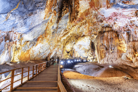 Phong Nha Cave & Paradise Cave: Guided Tour Boat & Explore Group Tour with Drop-Off in Hue