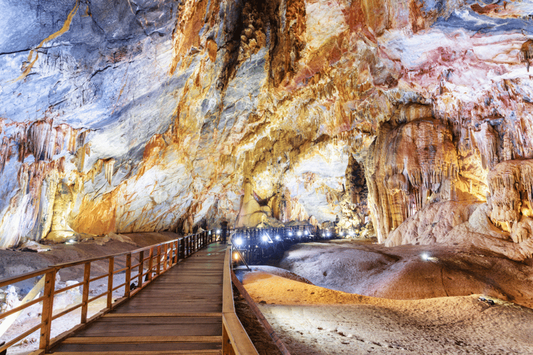 Phong Nha Cave & Paradise Cave: Guided Tour Boat & Explore Group Tour with Drop-Off in Hue