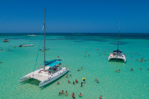 Bayahibe: Saona Eiland Comfort Catamaran Cruise met Lunch