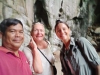 Kampot Private Tuk Tuk Country Side Tours & Kep.Marché du crabe - Housity