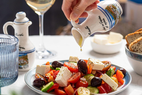 Serata greca a Santorini con meze, vino e spettacolo di danza