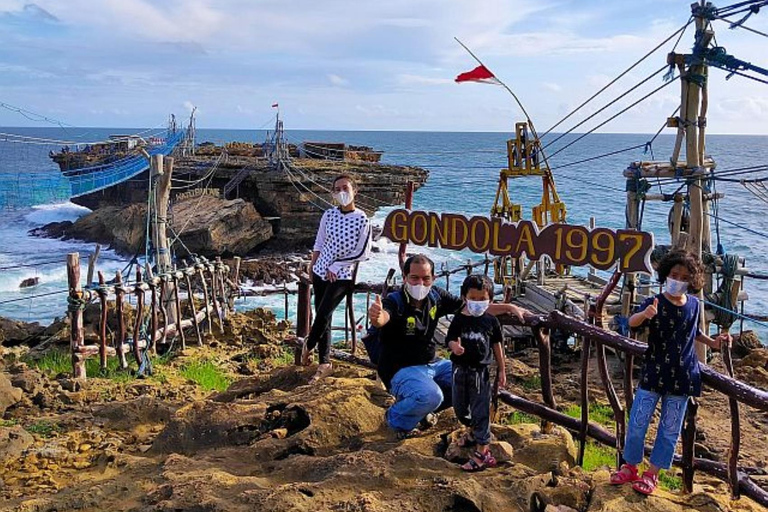 Yogyakarta; Pindul Cave, Oyo River & Timang Beach Day Tour