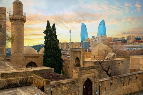 Baku: Old City Tour with Special Gifts and Local Culture