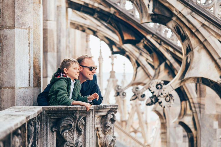 Milan : Petit groupe - Château, dégustation de gelato et toit du DuomoMilan : Visite en petit groupe du château et du Duomo avec Gelato