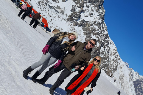Experience Portillo and Laguna del Inca with a picnic. Santiago - The Andes - Laguna del Inca and Portillo