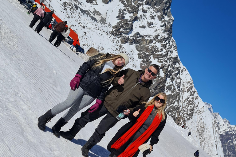 Experience Portillo and Laguna del Inca with a picnic. Santiago - The Andes - Laguna del Inca and Portillo