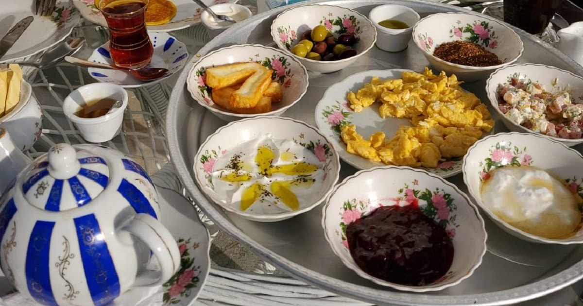 Dubai Old Dubai Special Food Tour with Emirati Breakfast GetYourGuide