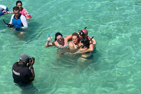 Miches: Media Luna, Snorkeling & Bacardi Island
