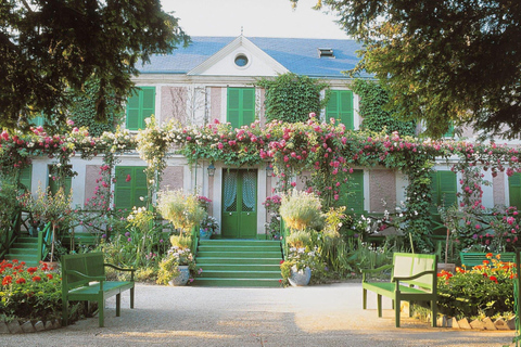 باريس: رحلة ليوم واحد إلى جيفرني مع بيت موني وحدائقهباريس: رحلة ليوم واحد إلى جيفيرني مع منزل موني و