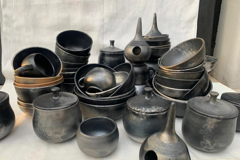 Kampala: Pottery Workshop & Makerere University Tour