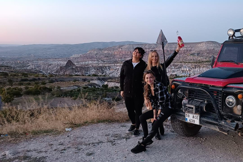 Från Cappadocia: Soluppgång, solnedgång Jeepsafari per person