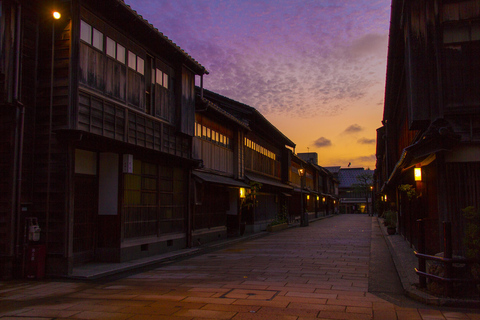 Kanazawa: Uthyrning av japanska kimonos nära Higashi Chaya District