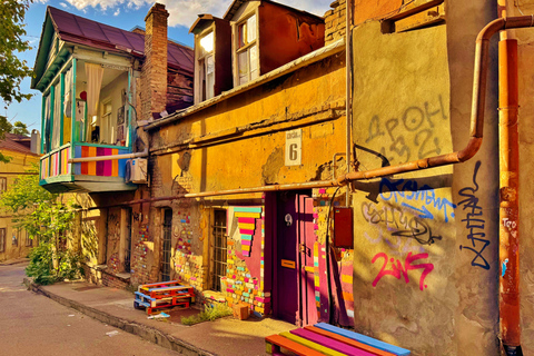 Authentic and secret Tbilisi – Private tour (price for 1 to 3 people)