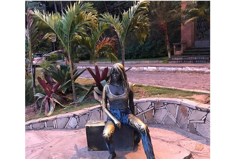 Búzios: Brigitte Bardot Statue, Brava Beach, and Olho de Boi Beach Trail