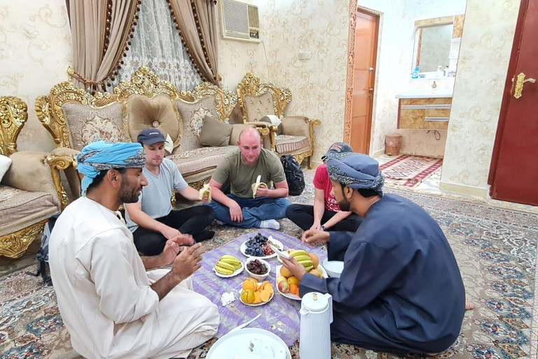 From Muscat: Authentic Omani Dinner with a Local Family