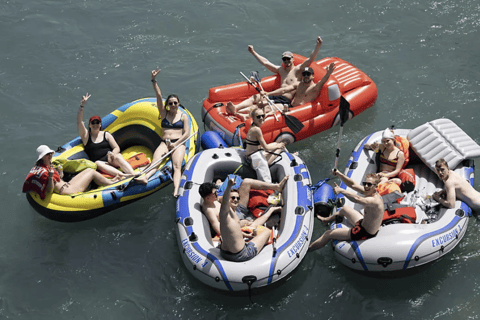 Zürich: Limmat-Floating-Abenteuer wie ein EinheimischerZürich: Mit dem Boot auf der Limmat wie ein Einheimischer