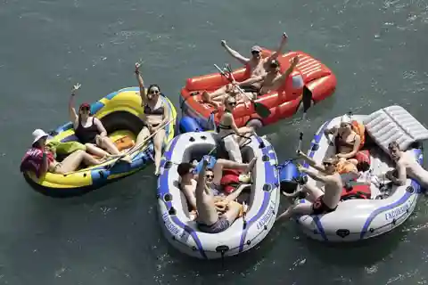 Zurich: Limmat River Floating Adventure Like a Local