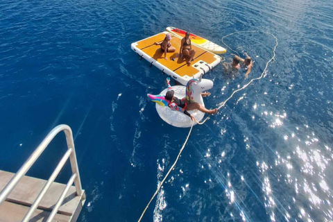 Pacific Harbour: Beqa Lailai Lounge with Lunch & Snorkeling