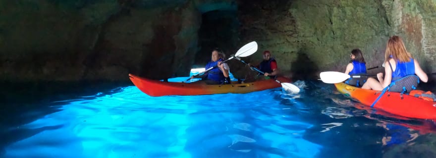 MENORCA : Parcours en kayak dans les grottes + séance photo.