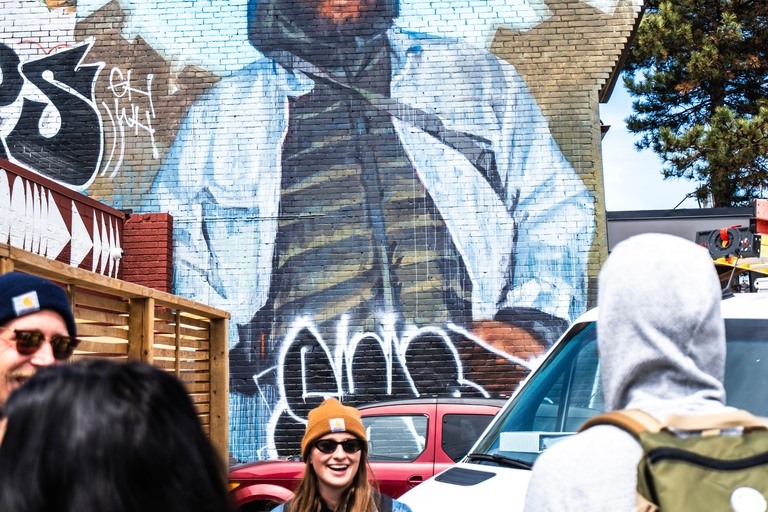 Toronto: Street Art and Graffiti Tour Run by Street Artist