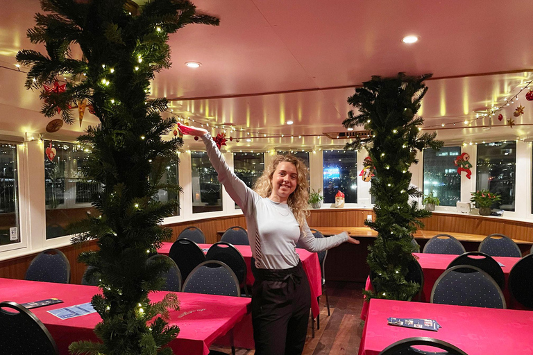 Aarhus: Christmas Harbor Cruise with Local Guide