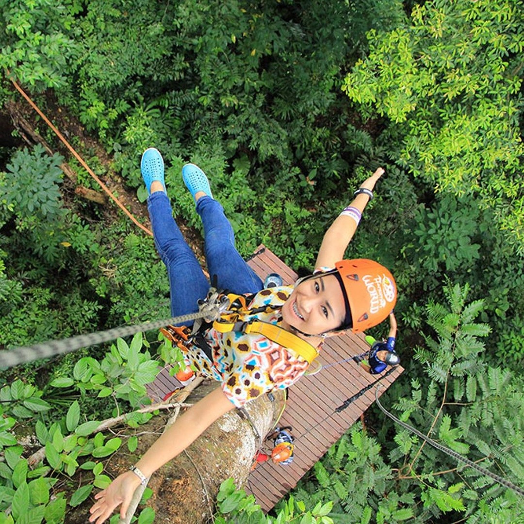Depuis Marrakech : Tyrolienne dans les montagnes de l'Atlas et randonnée