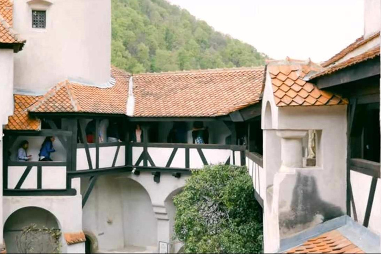 Une journée dans les châteaux - Visite privée d'une journée en Transylvanie3 châteaux en 1 journée - visite privée d'une journée au départ de Bucarest