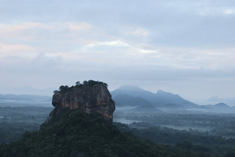 Dambulla: Sigiriya, Polonnaruwa, and Cave Temple Day Trip