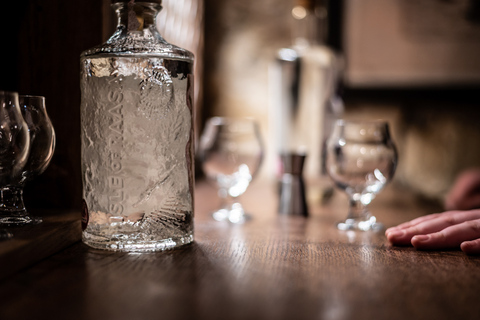 Edinburgh: Gin Tasting at Underground Venue