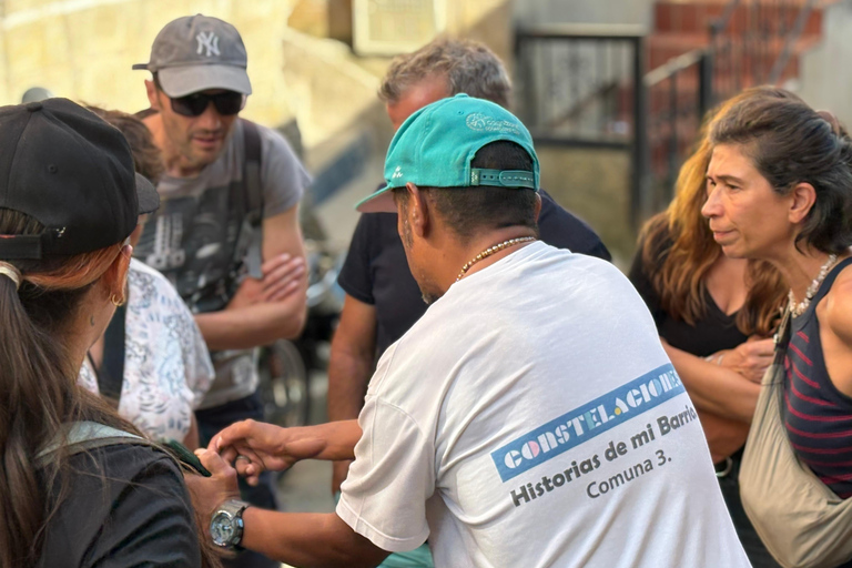 麦德林：乘坐缆车城市观光和隐藏的街头艺术麦德林：乘缆车城市观光和隐秘街头艺术