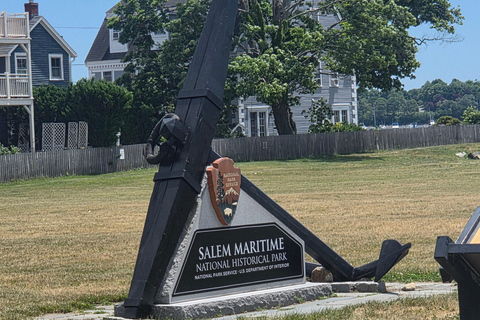 Boston by Train to Salem History Tour: Option to Stay & Play