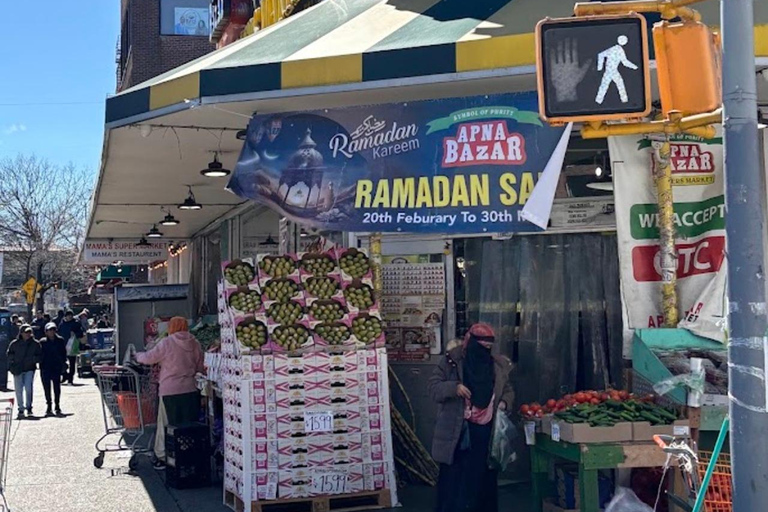 Odkryj Jackson Heights na piechotę: Little India, Colombia i Puebla York.Odkryj Jackson Heights pieszo: Małe Indie, Kolumbia i Puebla York.