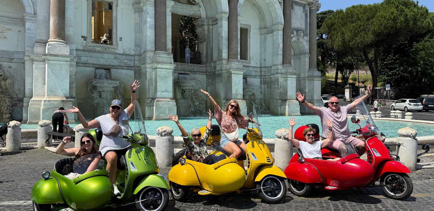 Rom: Vespa-Tour im Beiwagen mit Fahrer