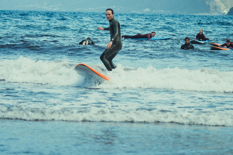 Madeira : Experiencia de surf para todosClase de surf en grupo semiprivado