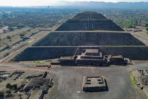 Teotihuacan: Private Tour with Archeologist & Hotel Pick-up
