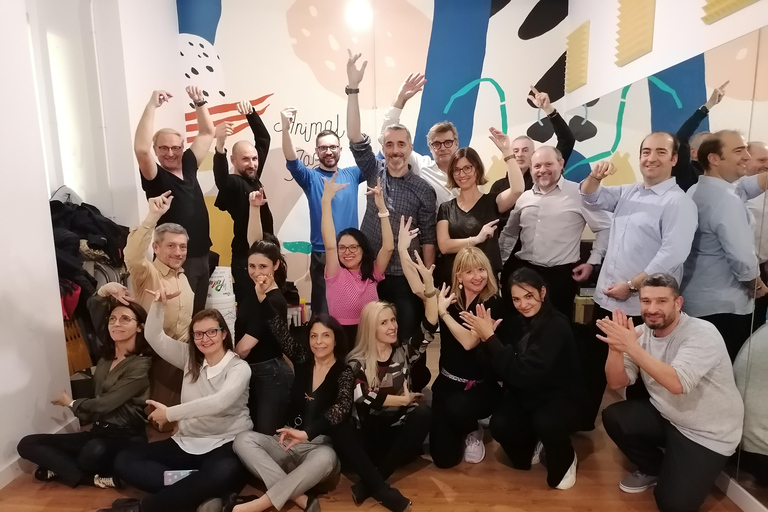 Madrid: Latin Dance & Salsa Class Experience