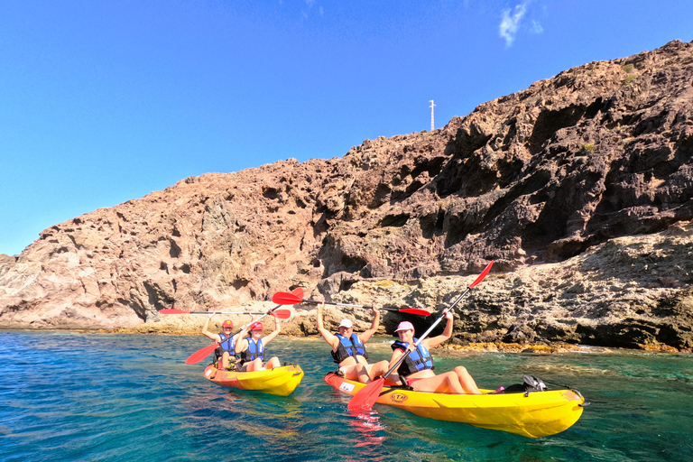 CABO DE GATA: GUIDED KAYAK ROUTE + SNORKEL + FREE PHOTOS