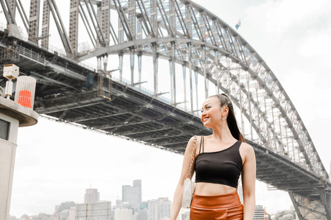 Sydney: Private Photoshoot outside the Opera House Premium 30 Minutes | 25 Photos