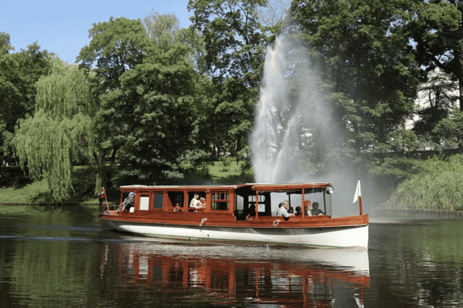 Rundgang durch die Altstadt und Bootstour auf dem Kanal. Foto: GetYourGuide Rundgang durch die Altstadt und Bootstour auf dem Kanal. Foto: GetYourGuide