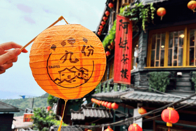 New Taipei: Jiufen Red Lantern Blessing Experience
