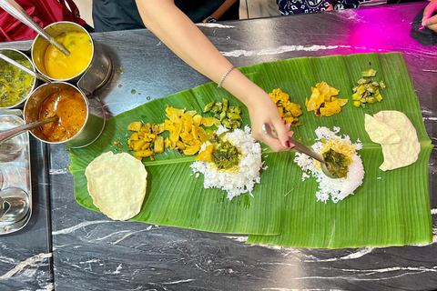 Kuala Lumpur: Chinatown & Centre Food Tour with 12 Tastings Kuala Lumpur: Food Tour with 12 Tastings & Drinks Upgrade